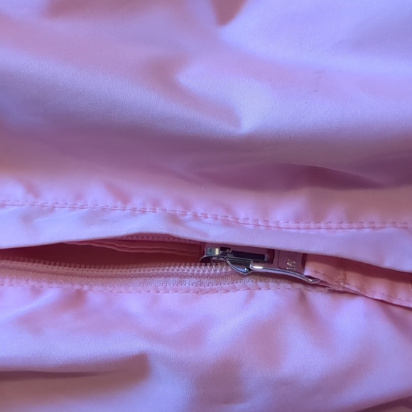 INTL d.e.t.a.i.l.s® parka in a pocket! - Picture 8 of 8